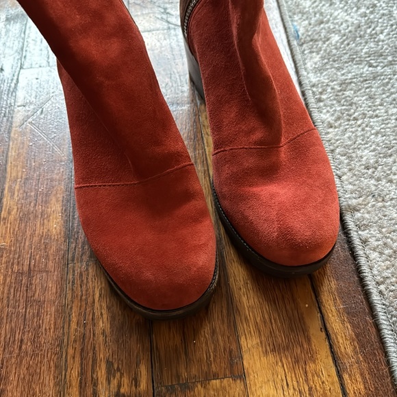 Sorel Cate Orange Suede Colorblock Booties - Picture 2 of 5